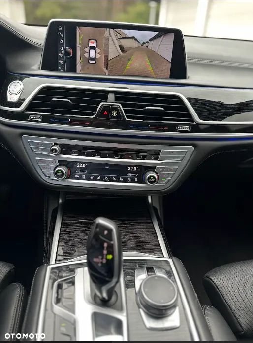 BMW Seria 7 750d xDrive - 14