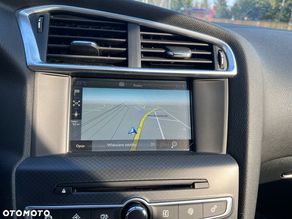 DS Automobiles DS 4 - 12