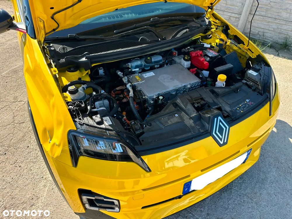 Renault 5 E-Tech Iconic Five 150 Comfort Range - 24