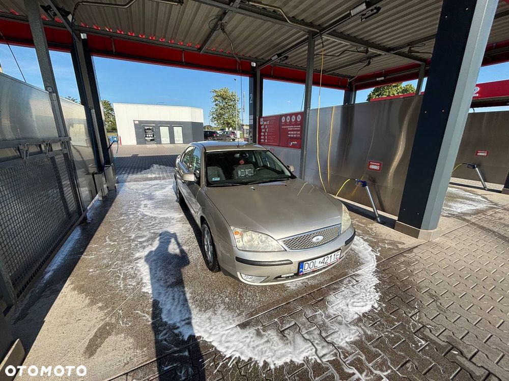 Ford Mondeo - 1