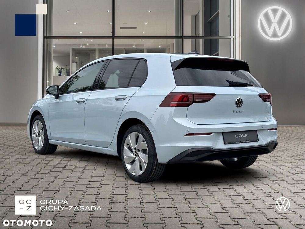Volkswagen Golf - 4