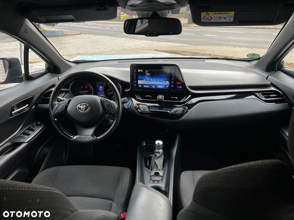 Toyota C-HR Business-Edition - 13