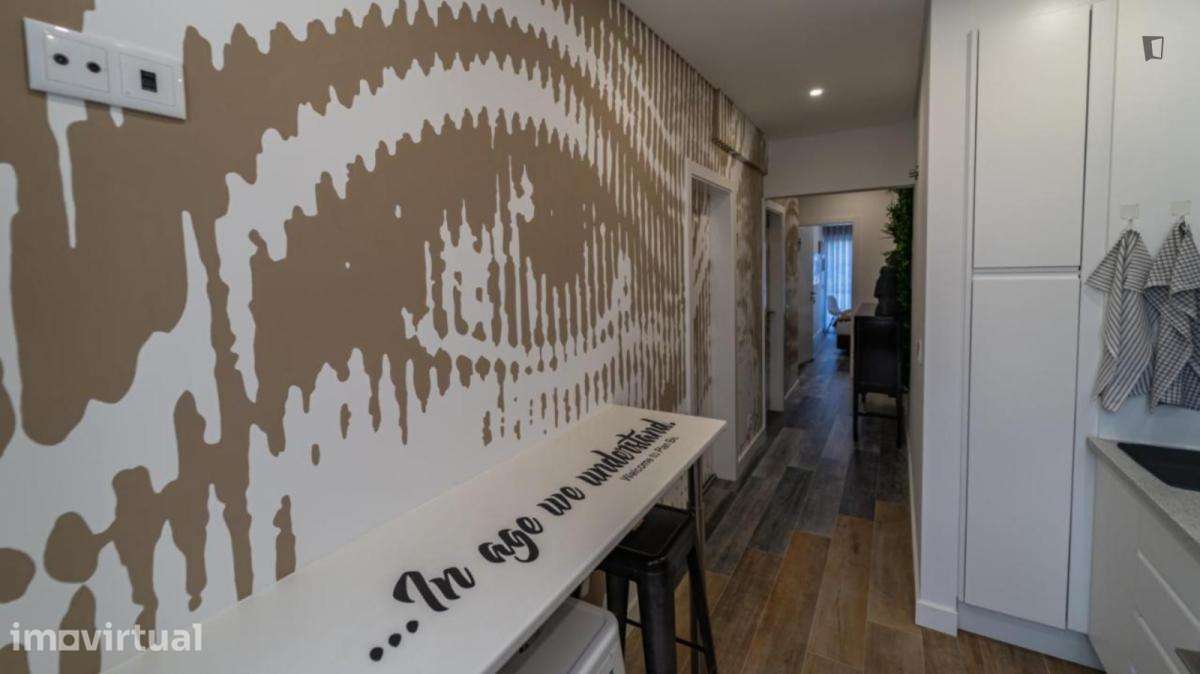 Quarto - localizado em Faro - Grande imagem: 3/30