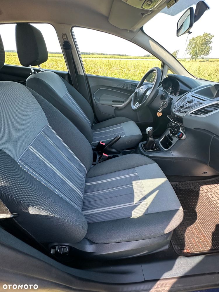 Ford Fiesta 1.4 TDCi Ambiente - 19