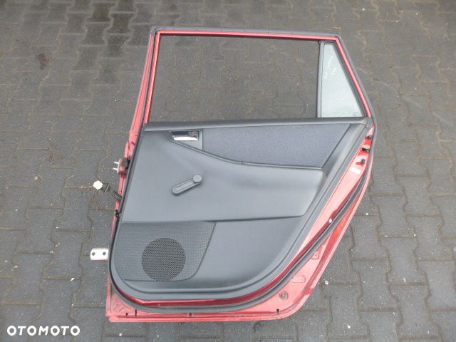 DRZWI PRAWY TYŁ PRAWE TYLNE KOMPLETNE TOYOTA COROLLA E12 KOMBI KOLOR 3N8 - 17