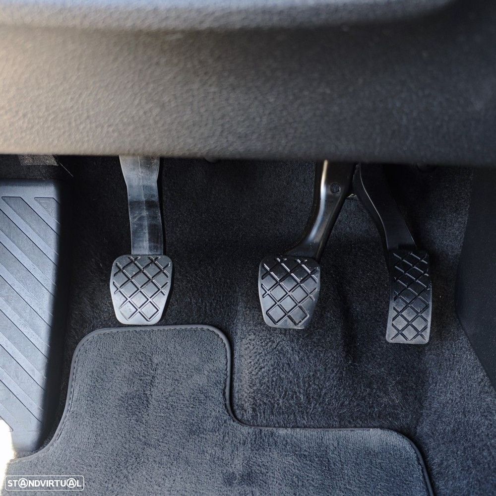 Audi Q2 1.0 TFSI Design - 14