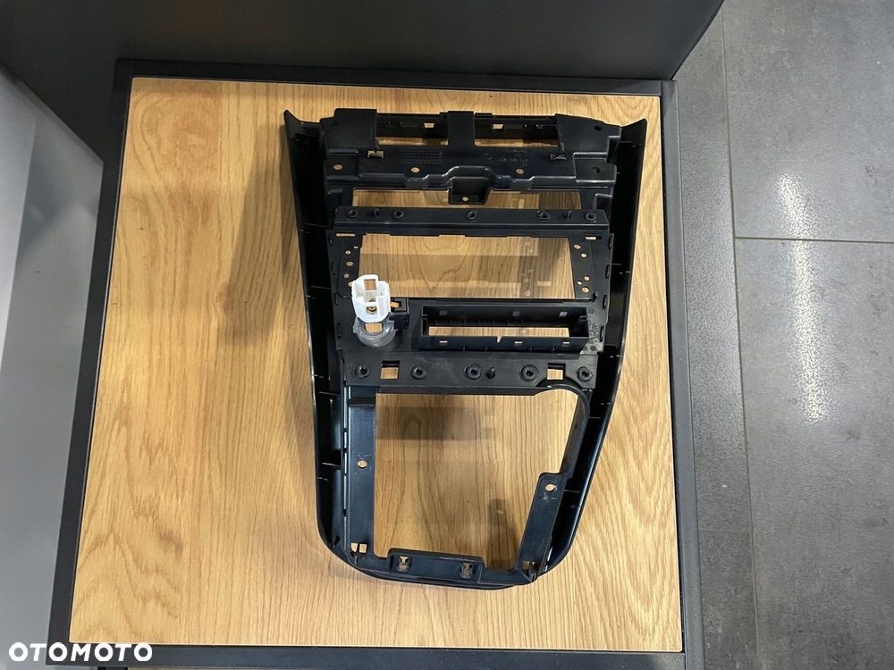 Panel Ramka Tunel VW Touran III 5 5T 2015- - 10
