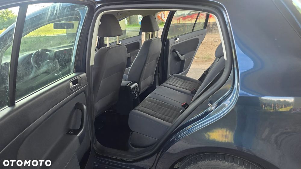 Volkswagen Golf Plus 1.6 Comfortline - 27
