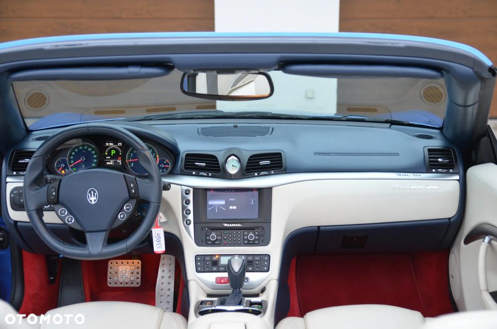 Maserati GranCabrio Sport - 21