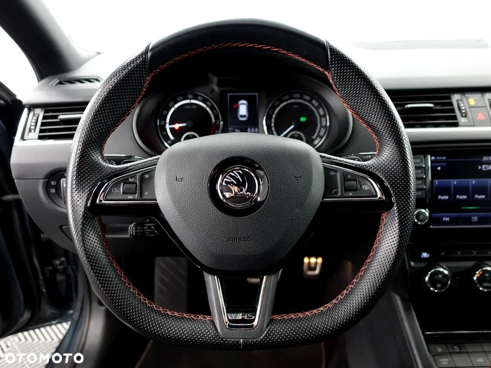 Skoda Octavia 2.0 TDI 4x4 RS Challenge DSG - 18