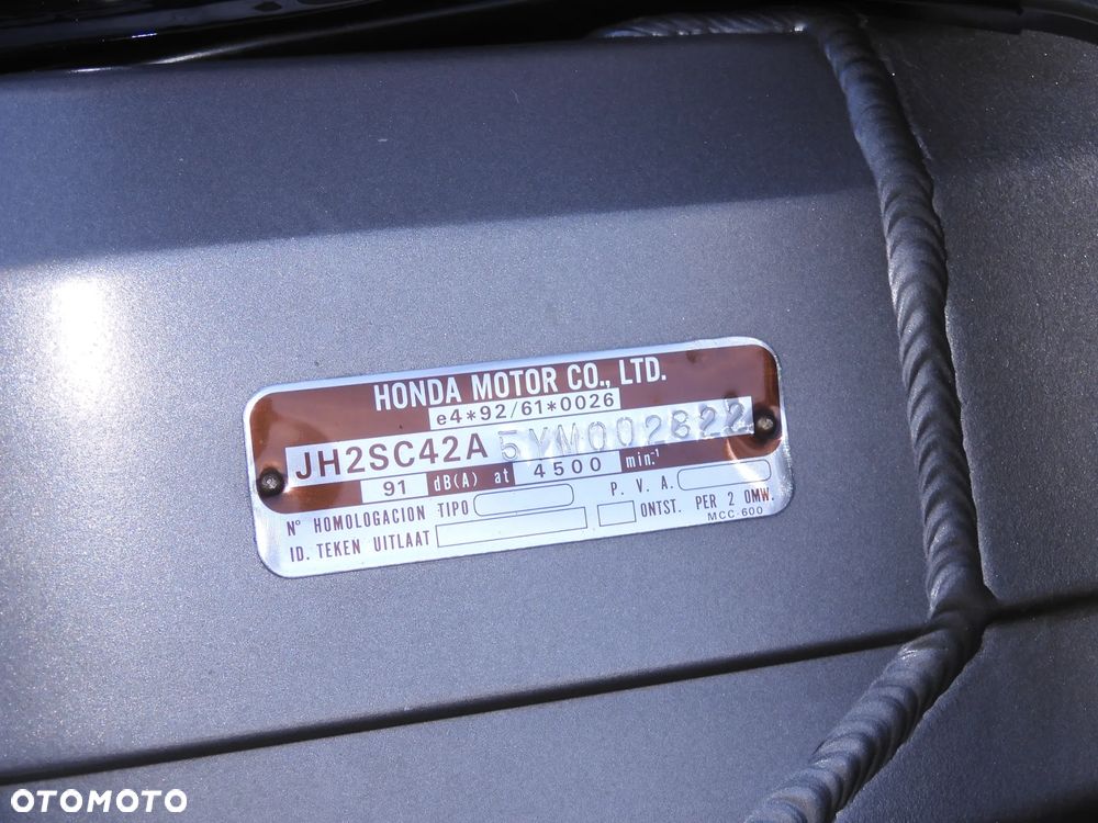 Honda X11 - 18