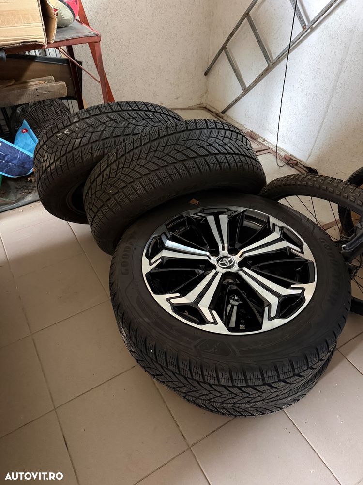 TOYOTA RAV4 2024 — imagine 9