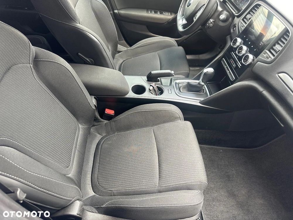 Renault Megane 1.5 Blue dCi Zen EDC - 22