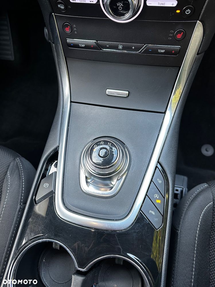 Ford S-Max 2.0 EcoBlue Titanium - 16