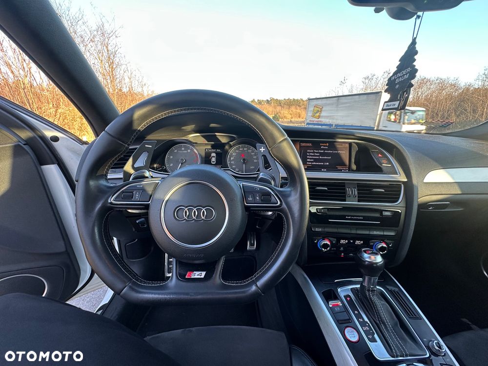 Audi S4 Limousine - 9