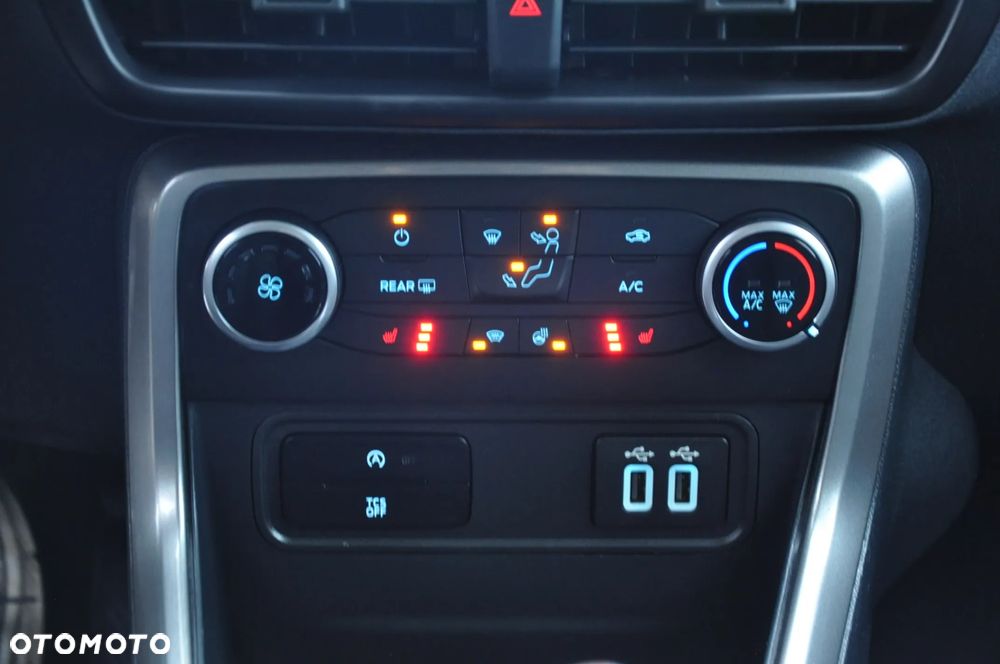 Ford EcoSport - 30