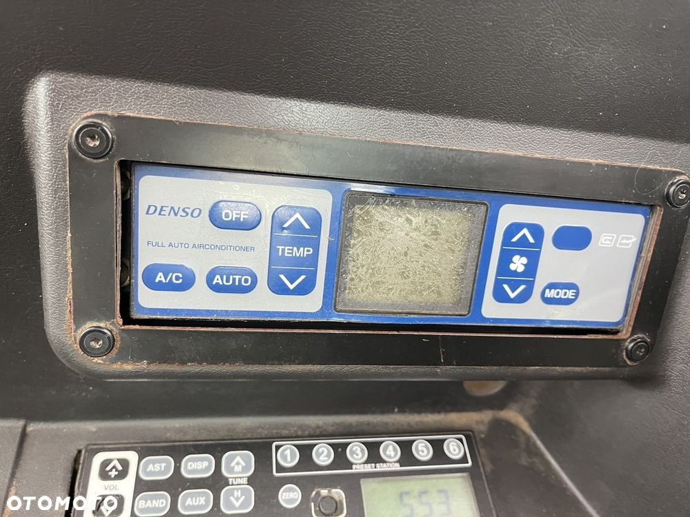 Takeuchi TB295W - 18