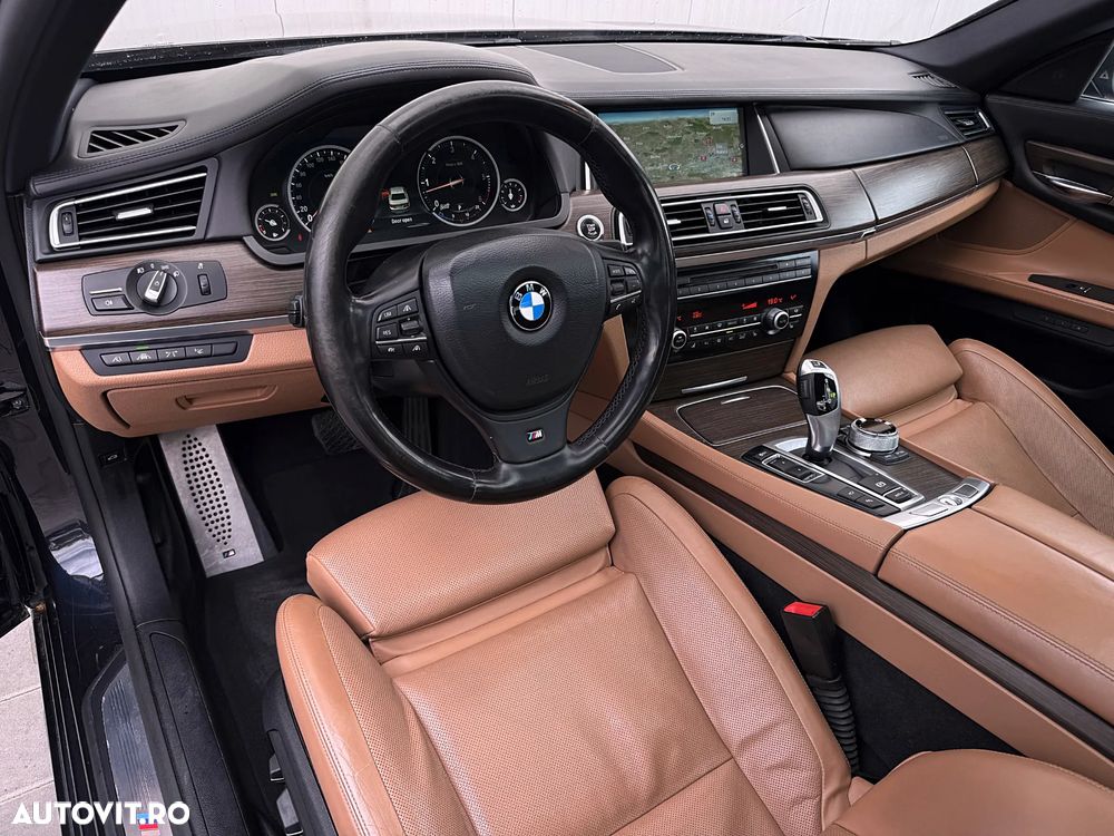 BMW Seria 7 730d Edition Exclusive - 11