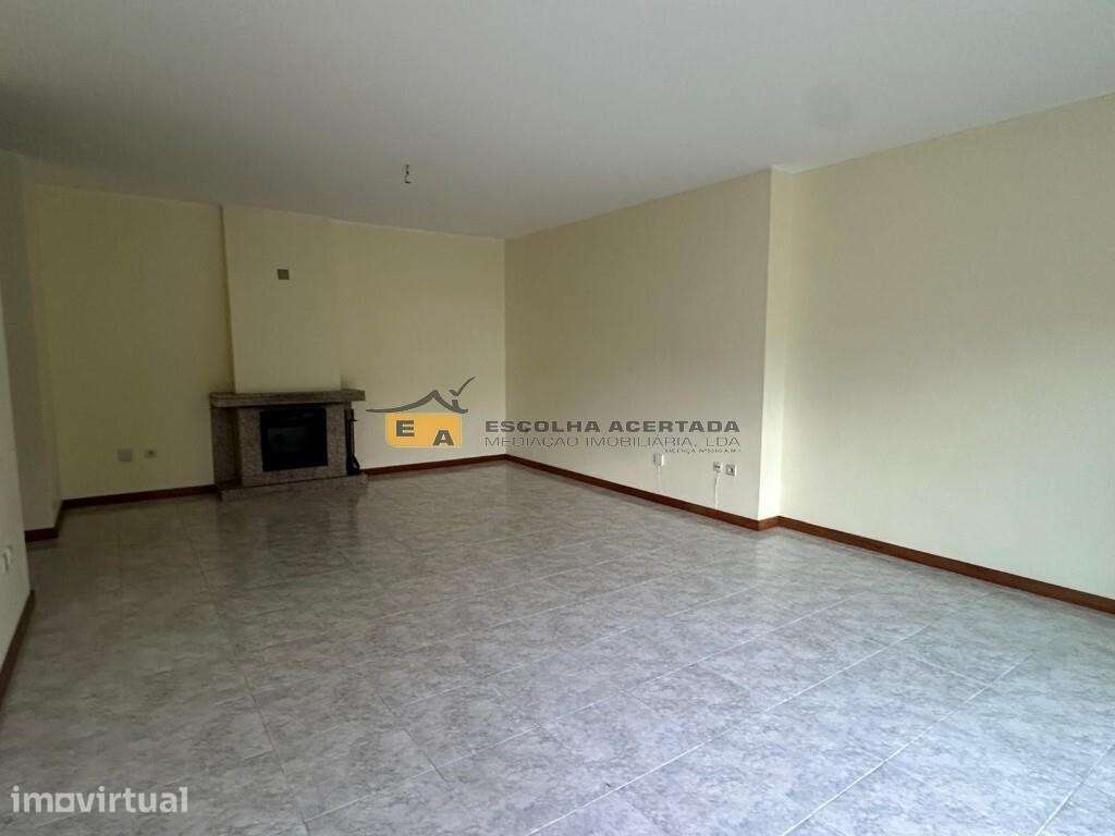 T2 Maia com terraço - Grande imagem: 5/18