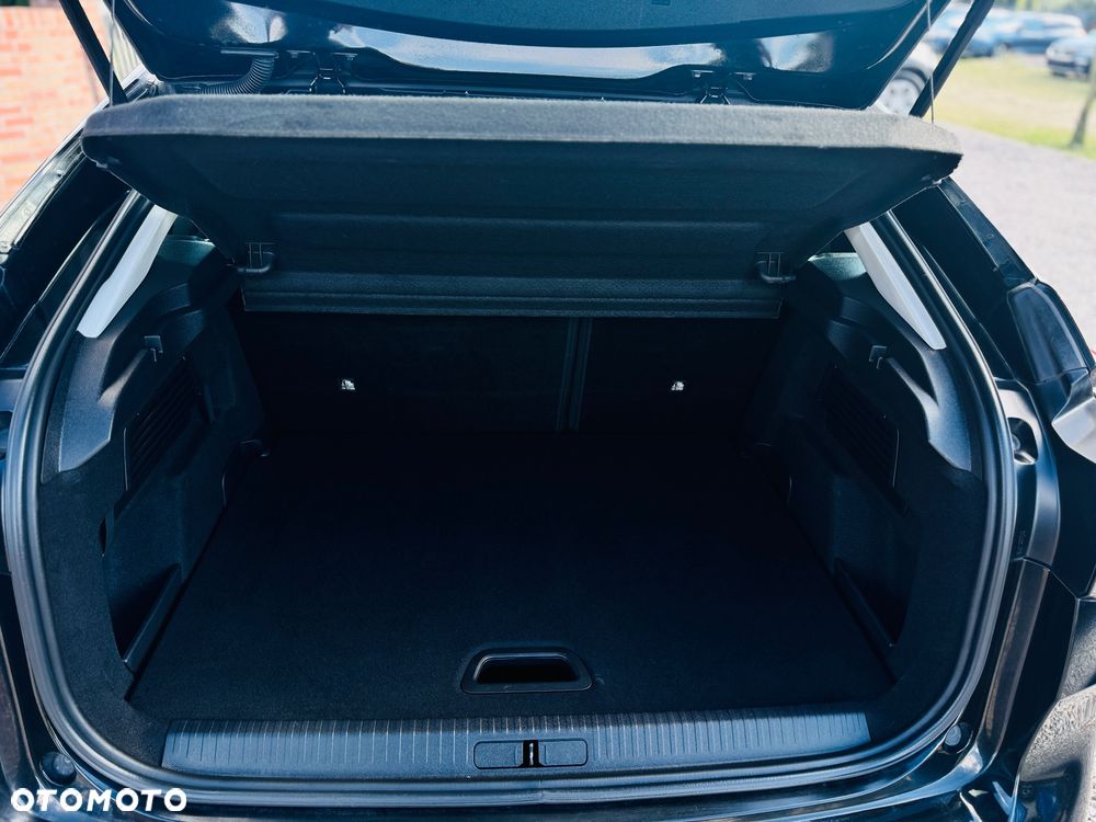 Citroën C4 BlueHDi 130 Stop&Start EAT8 SHINE - 19