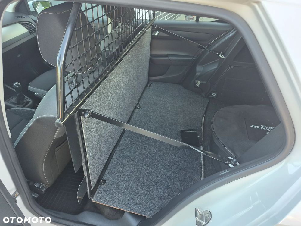 Skoda Fabia 1.0 Ambition - 6