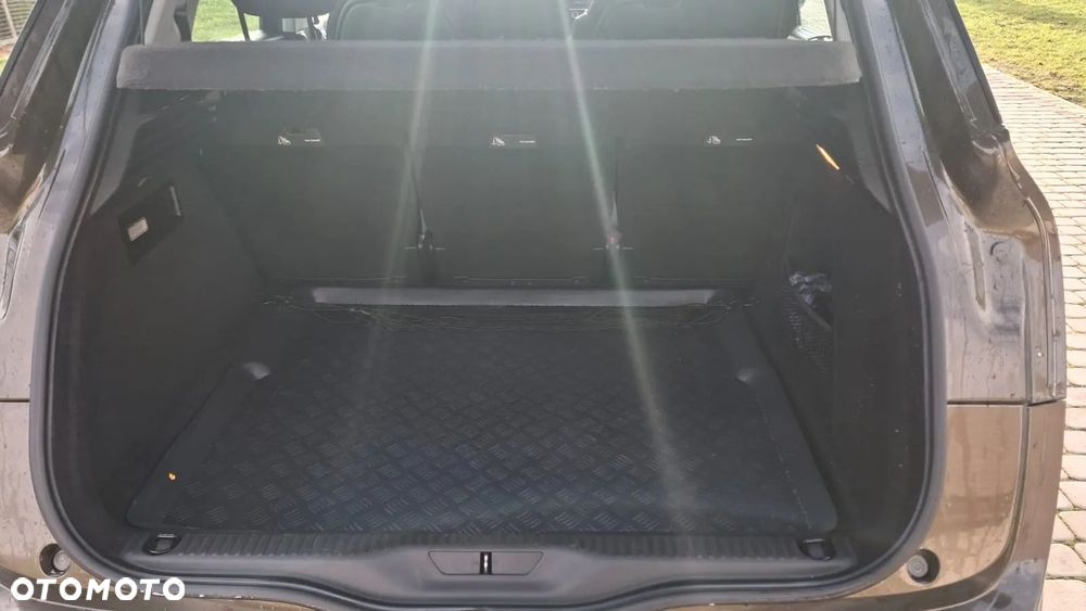 Citroën C4 Picasso - 11