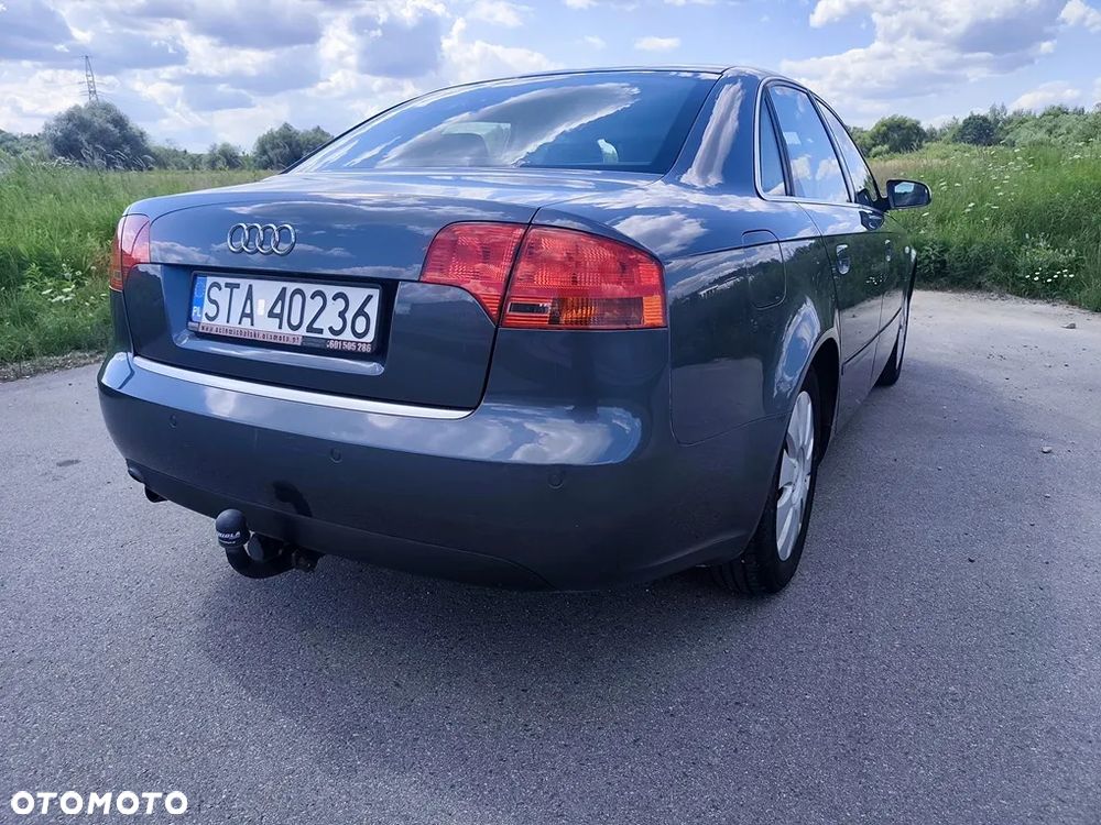 Audi A4 Limousine - 5