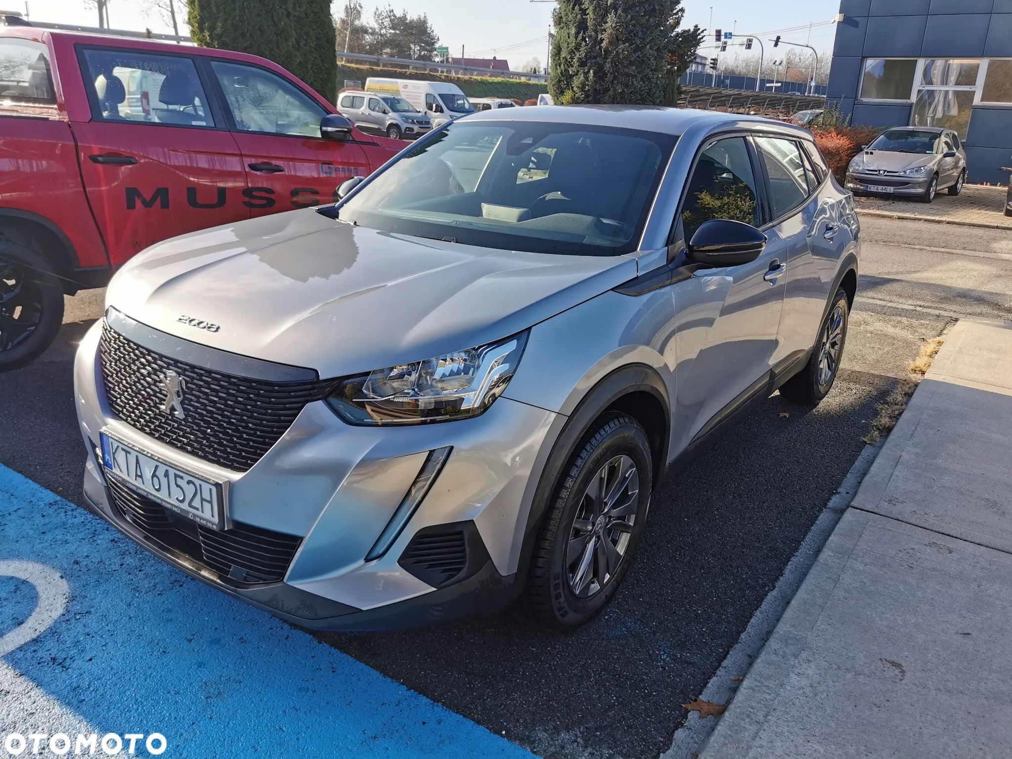 Peugeot 2008 1.2 PureTech Active Pack S&S EAT8 - 1