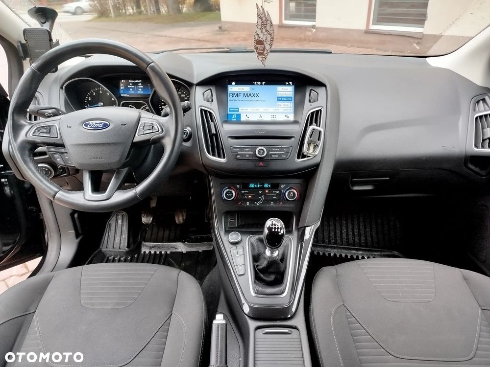 Ford Focus 1.5 EcoBoost Titanium - 5