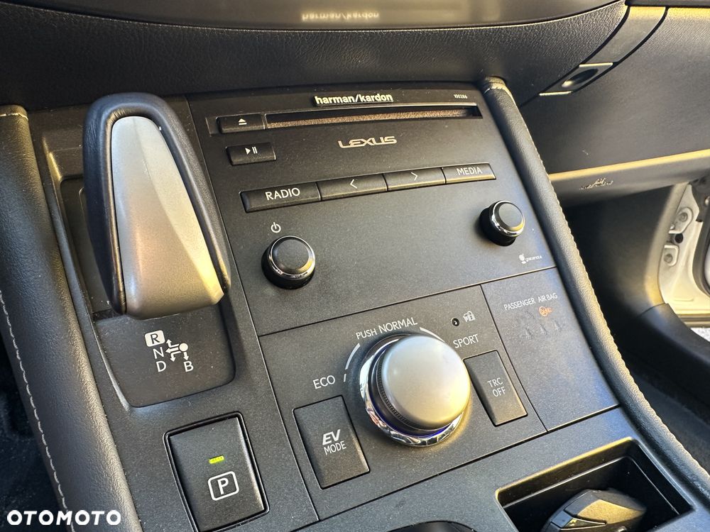 Lexus CT 200h Elegance - 20