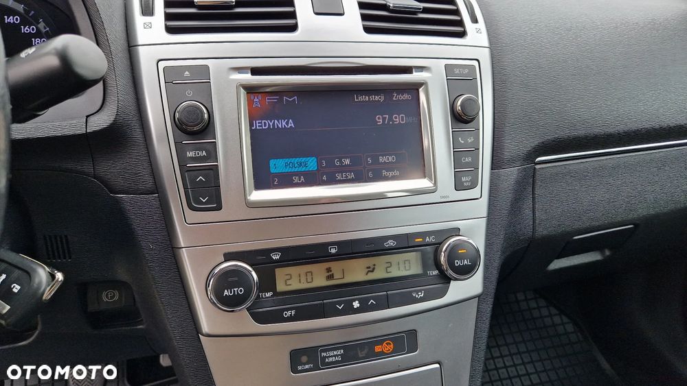 Toyota Avensis 2.0 D-4D Premium - 20