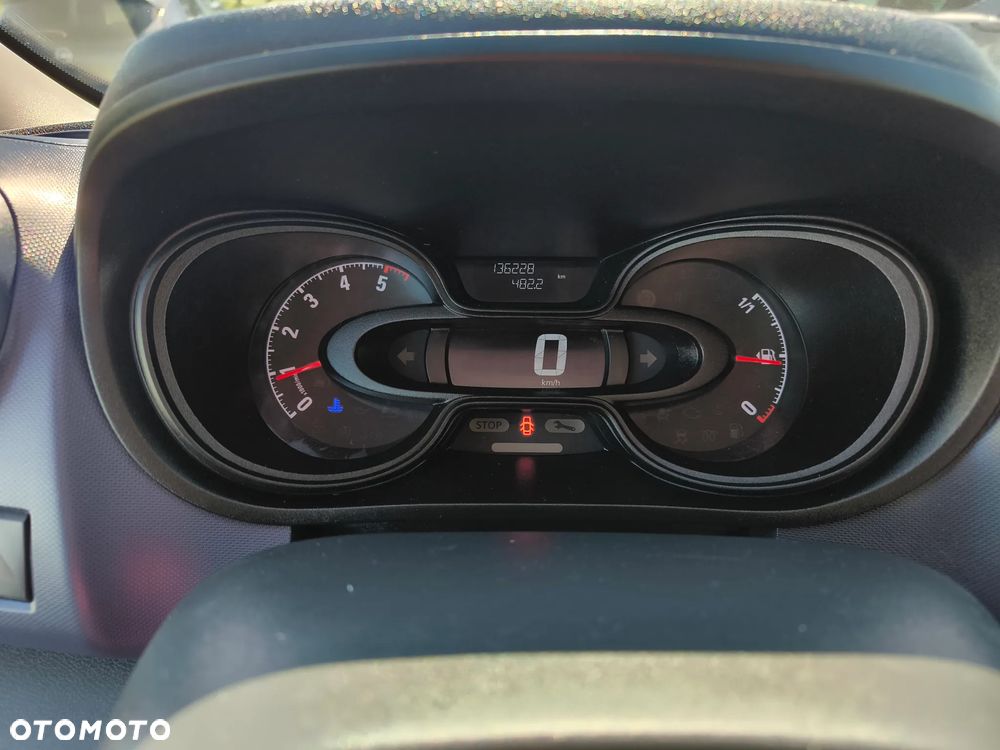 Opel Vivaro - 21