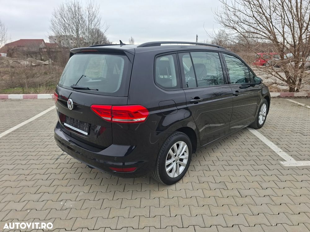 Volkswagen Touran 1.6 TDI SCR (BlueMotion Technology) DSG Comfortline - 11