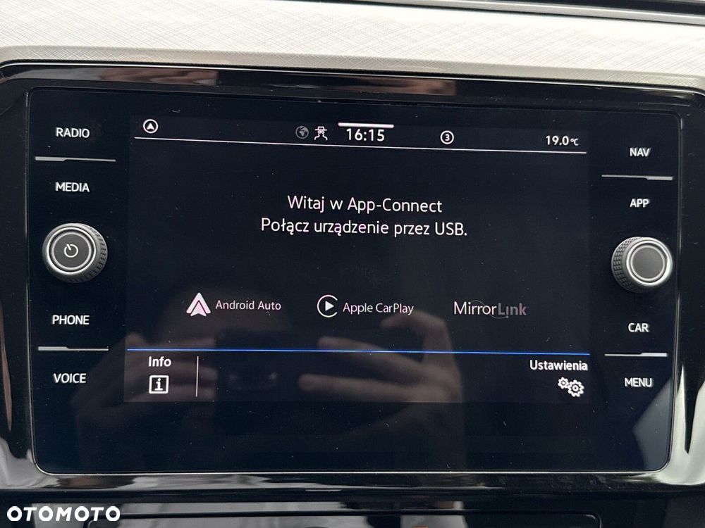 Volkswagen Passat 2.0 TDI Business DSG - 31