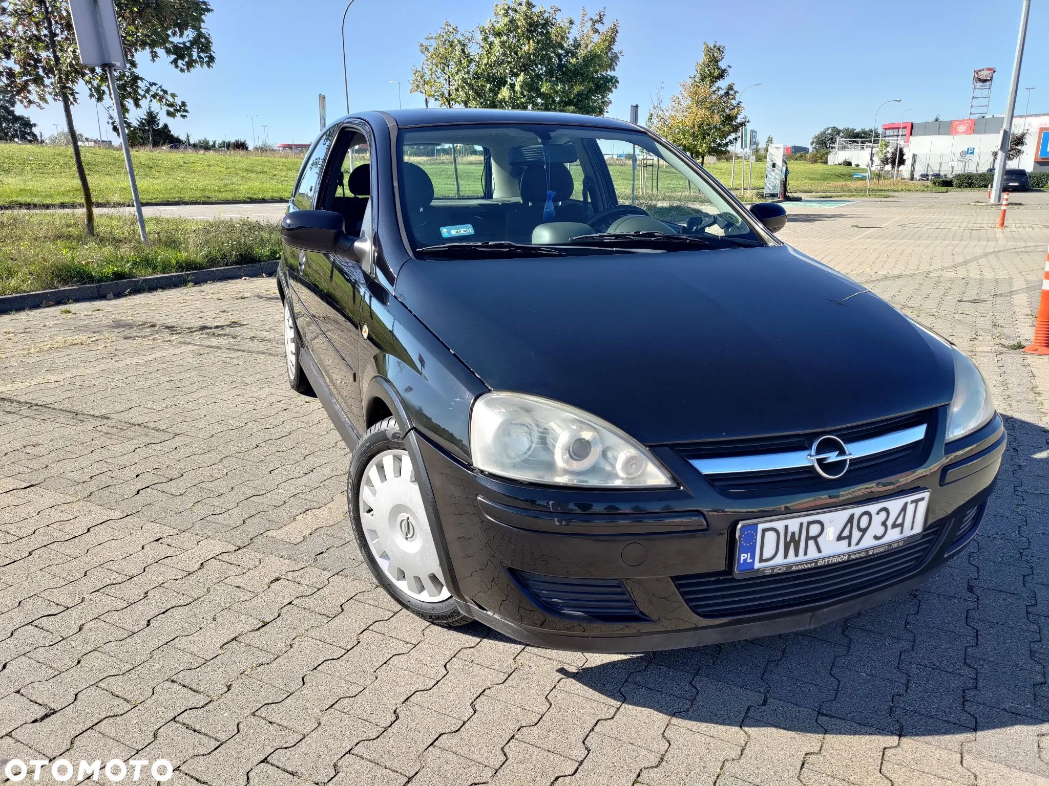 Opel Corsa - 1
