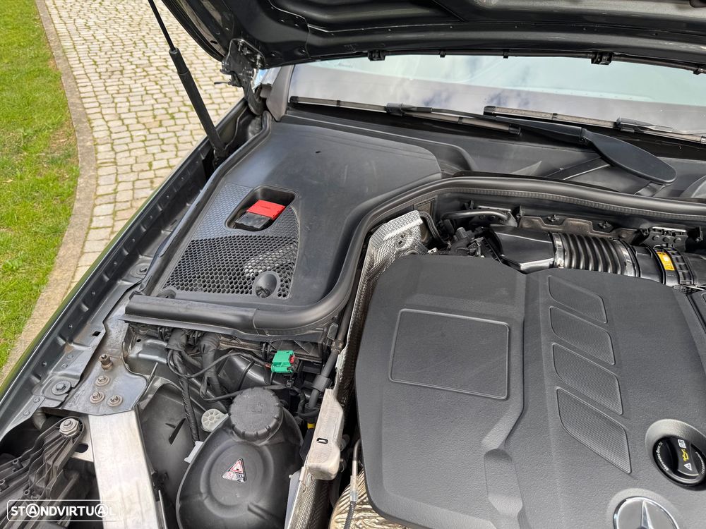 Mercedes-Benz E 300 de AMG Line - 22