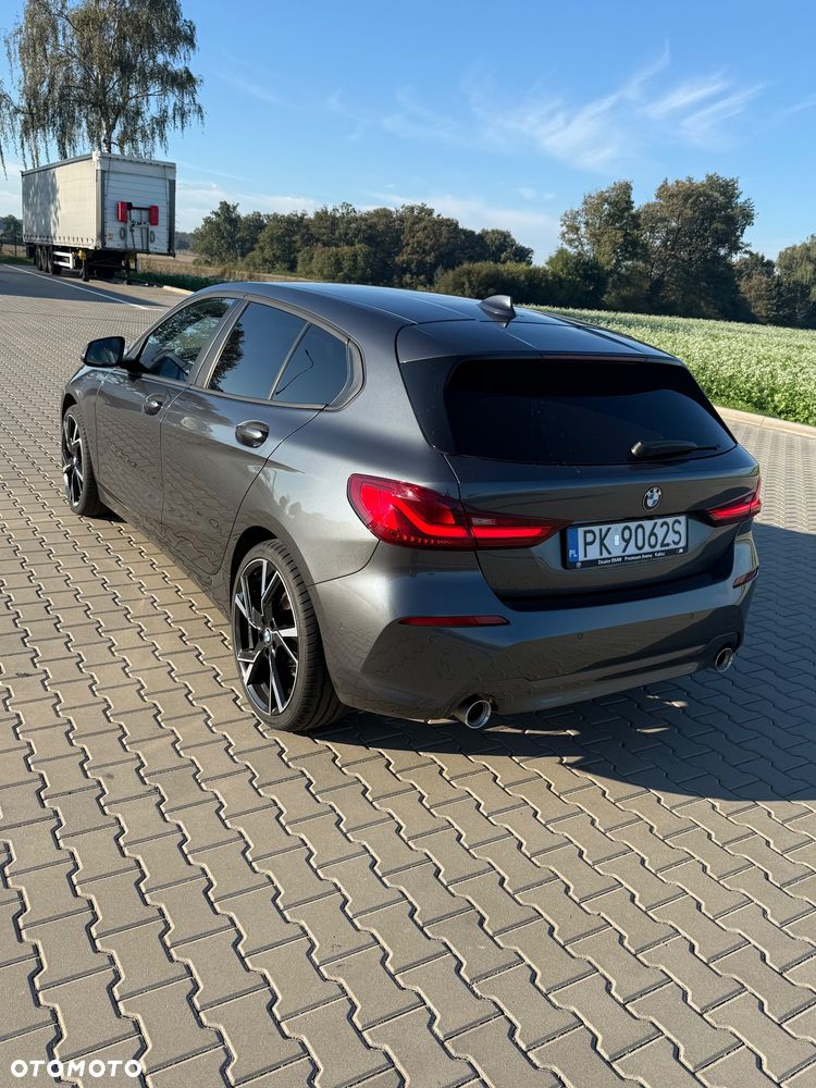 BMW 1 Series 2021 photo 4