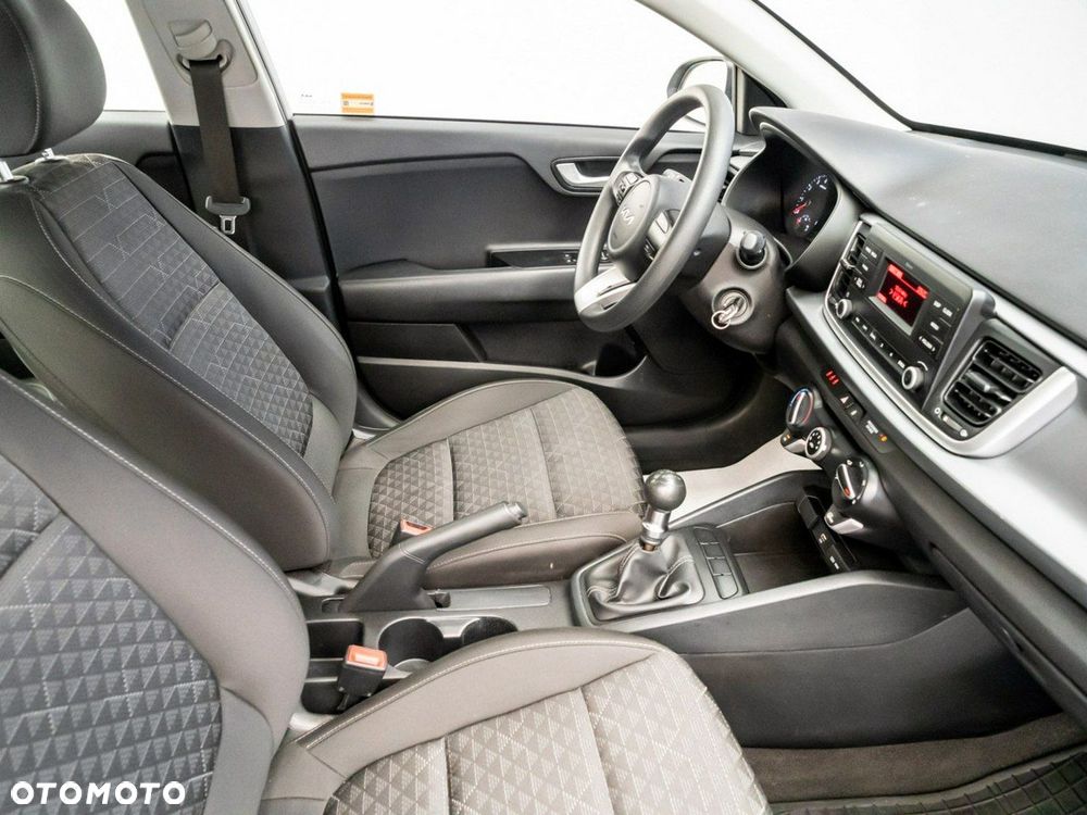 Kia Rio 1.2 M - 13