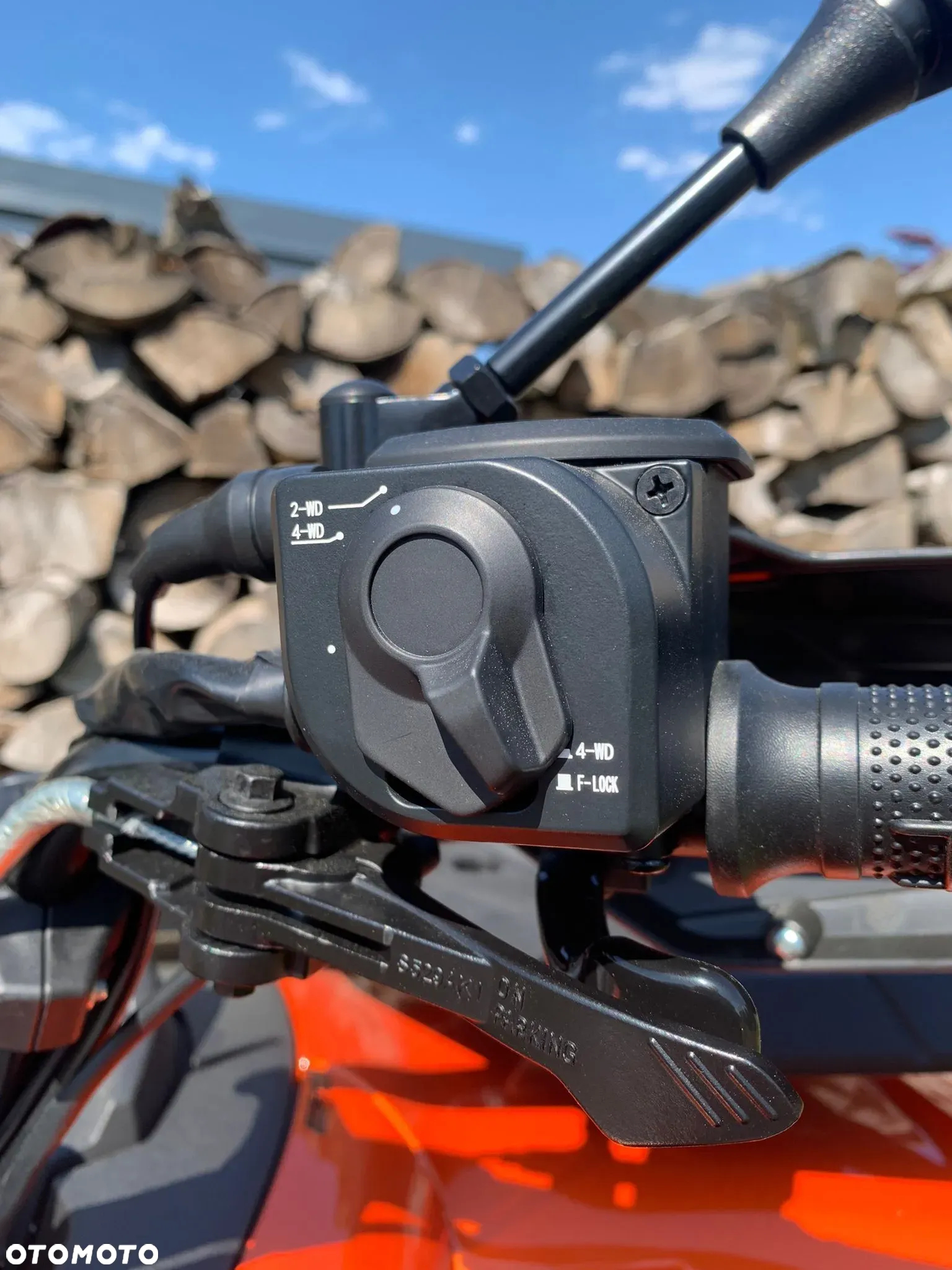 CFMoto CForce - 8