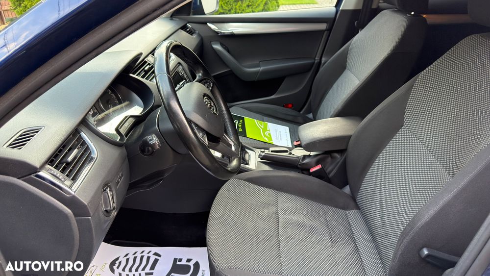 Skoda Octavia 1.6 TDI GREENLINE - 10