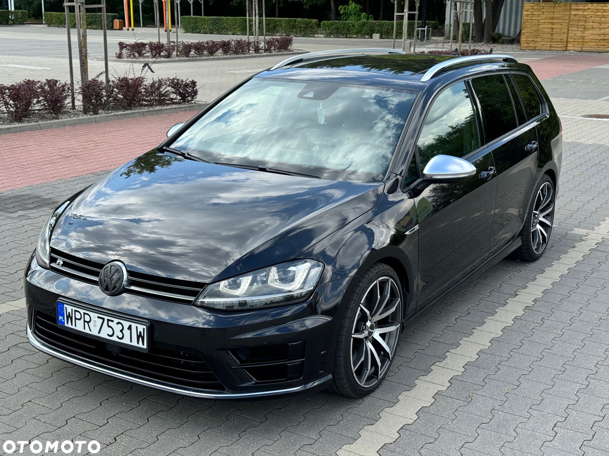 Volkswagen Golf Variant R 4Motion BlueMotion Technology DSG - 1