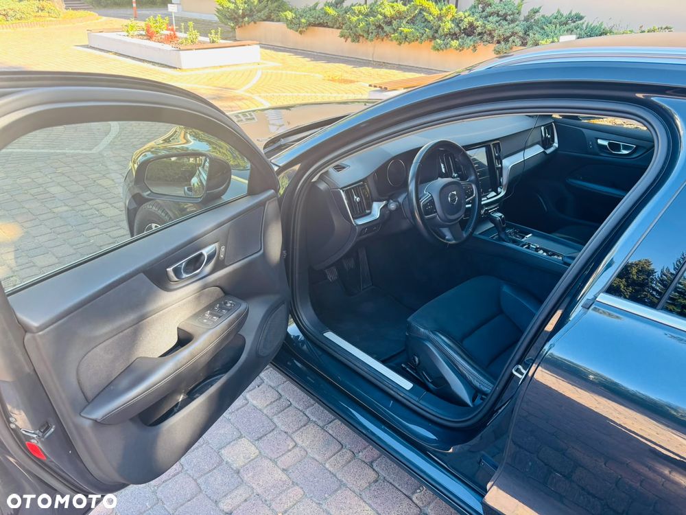 Volvo V60 D3 Momentum - 10