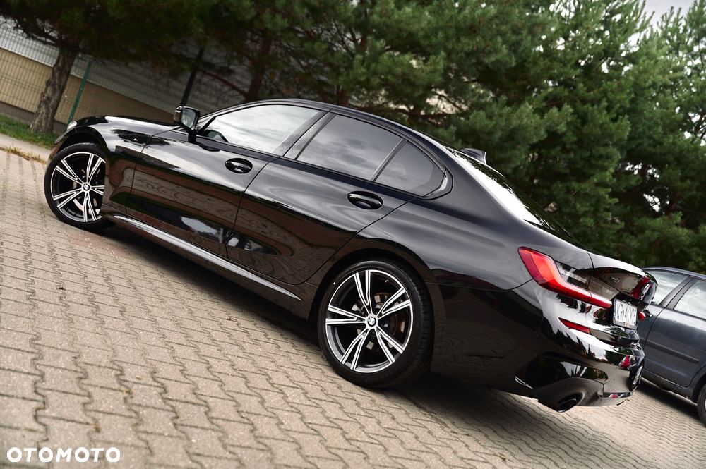 BMW Seria 3 320d xDrive M Sport Shadow - 10
