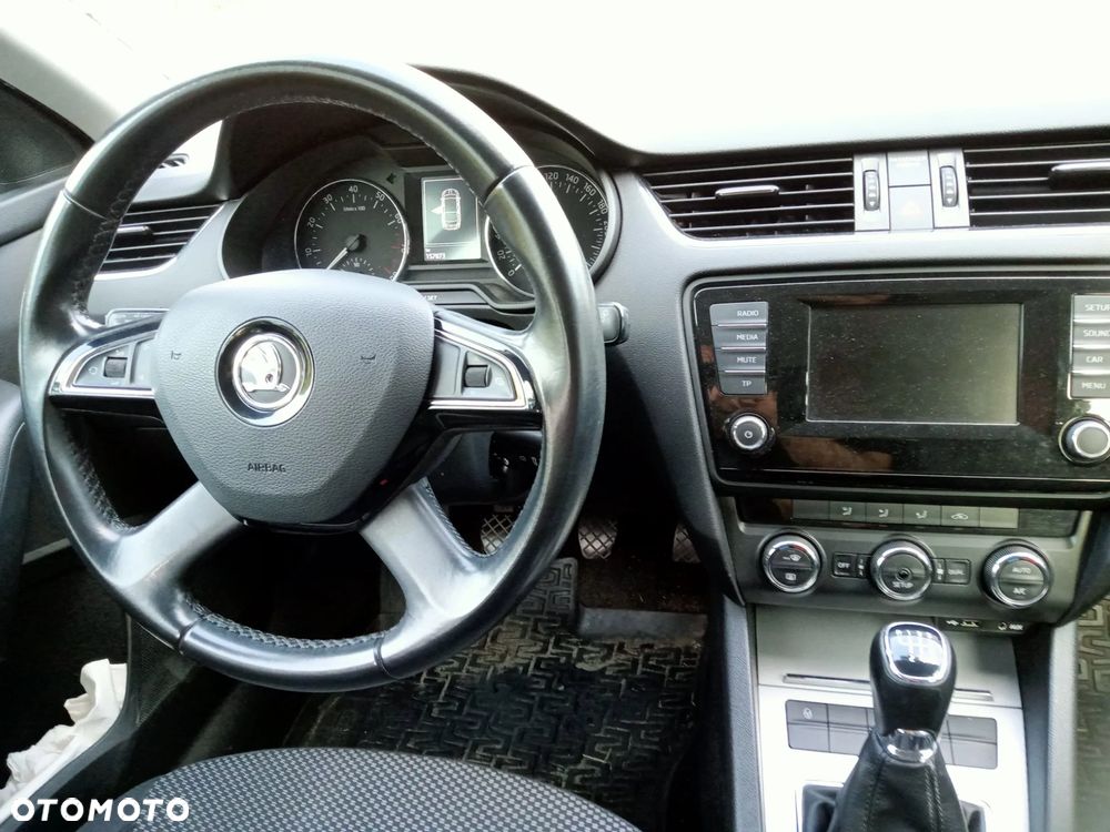 Skoda Octavia 1.4 TSI Ambition - 5