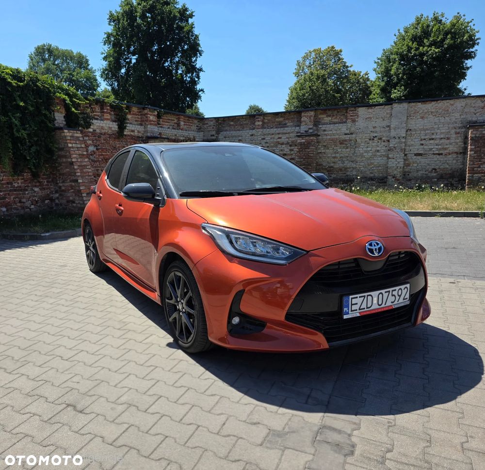 Toyota Yaris Hybrid 1.5 Executive - 3