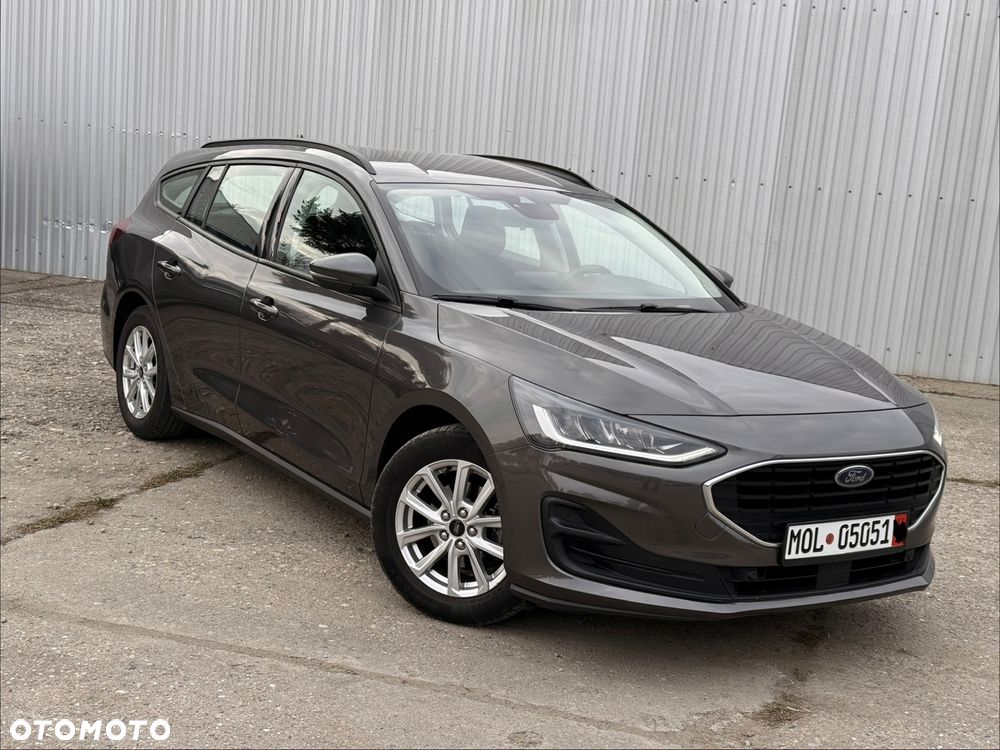 Ford Focus ver-1-5-ecoblue-start--stopp--system-titanium - 12
