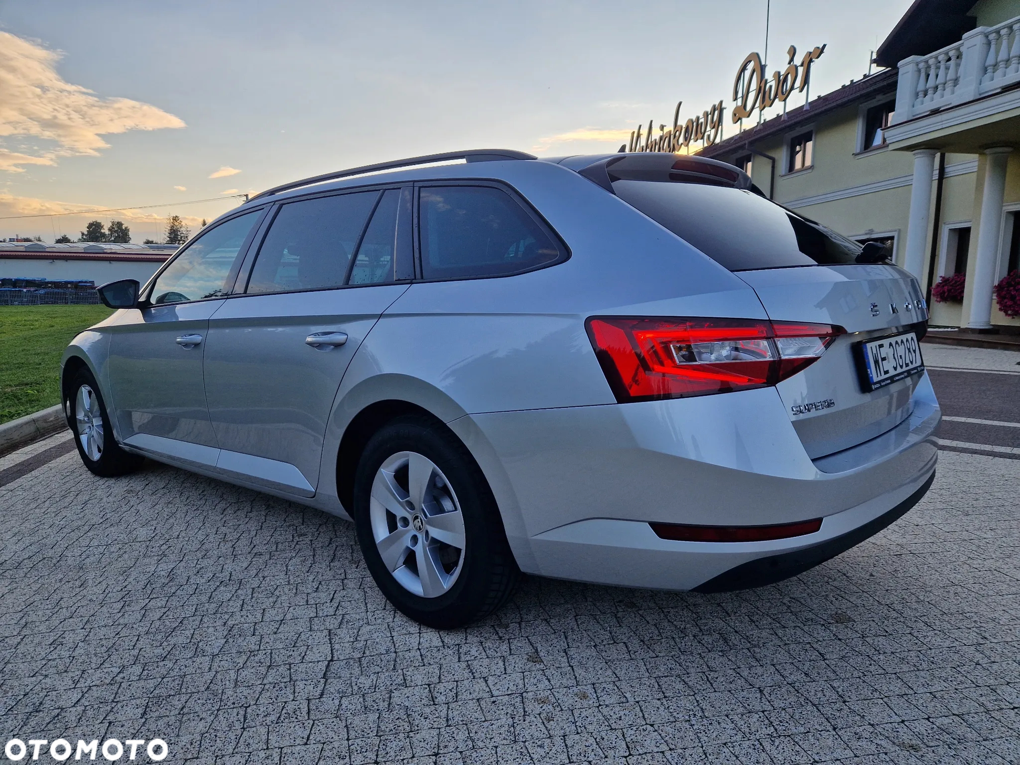 Skoda Superb 2.0 TDI SCR Ambition - 13
