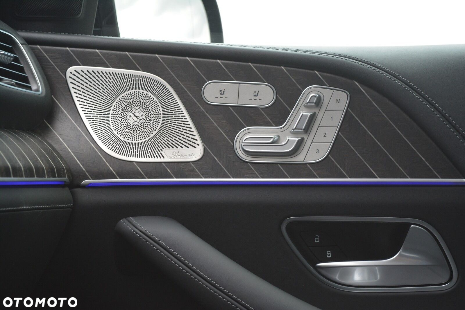 Mercedes-Benz GLS - 13