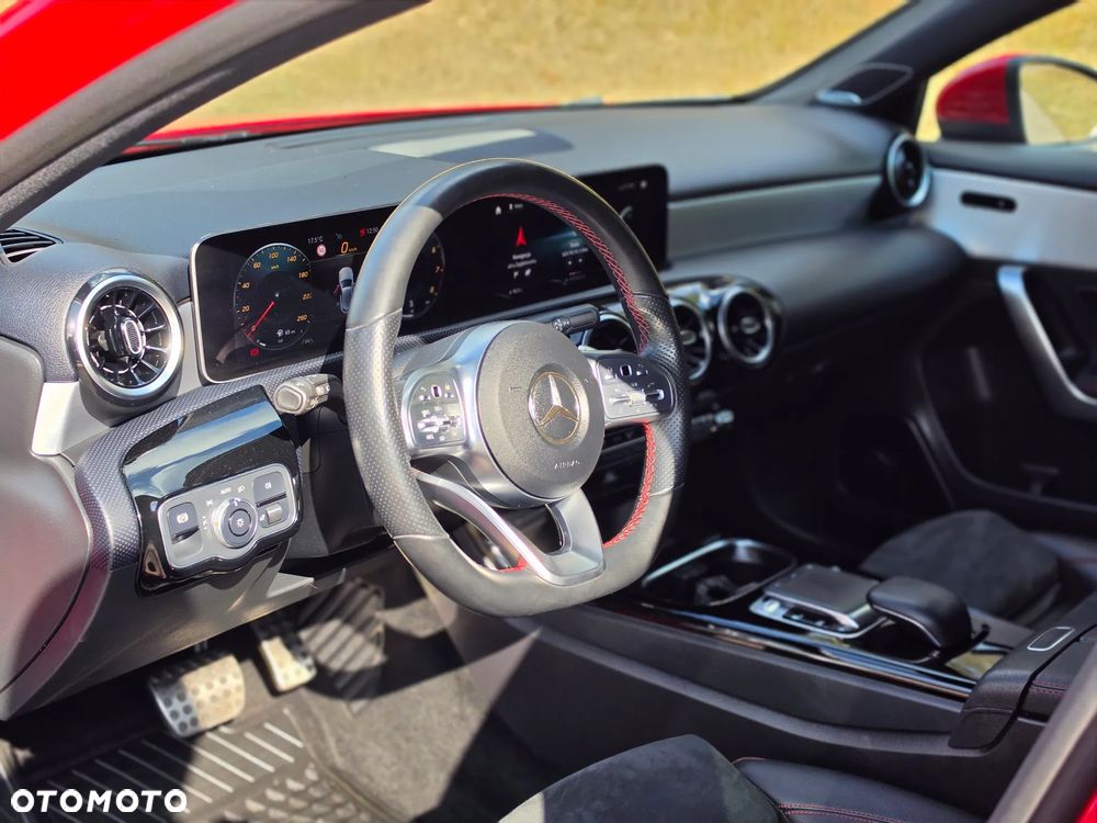 Mercedes-Benz Klasa A 220 AMG Line 7G-DCT - 19