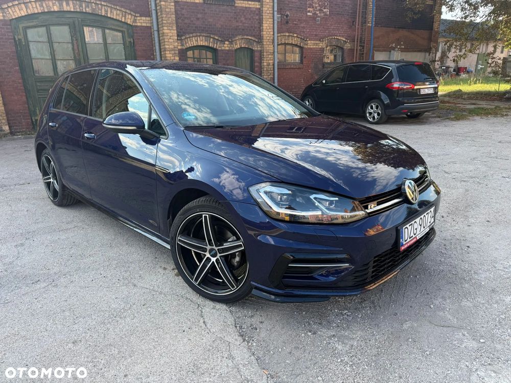Volkswagen Golf 1.5 TSI OPF R-Line - 3